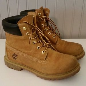 Timberland Women's 6" Waterproof Boots SZ 8